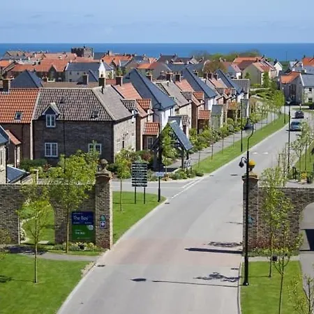 Bay House Step Free The Bay With Ev Car Point *