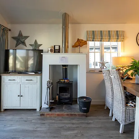 Bay House Step Free The Bay With Ev Car Point * Filey